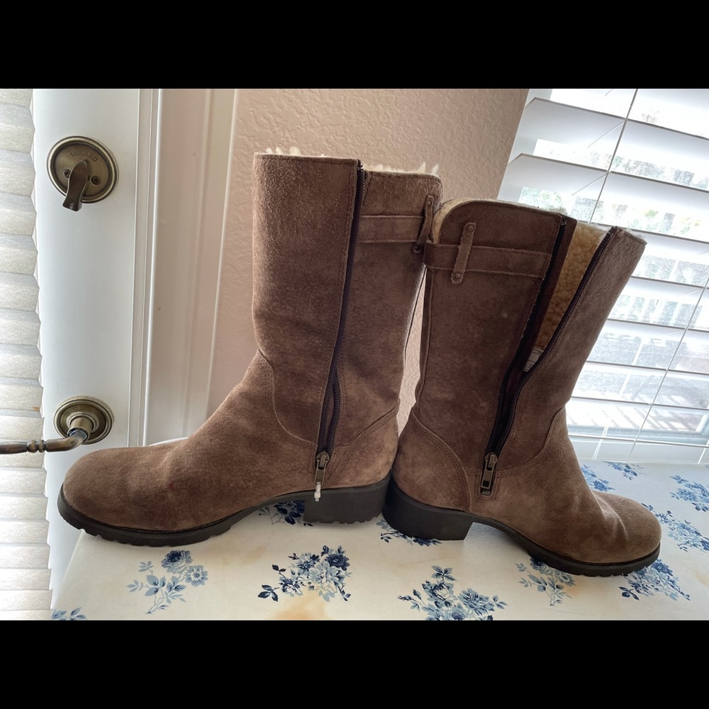 Used once. Ugg Maddison 1912 Boots sz 9.5M - Picture 6 of 10